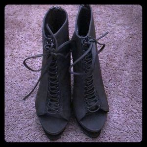 Grey booties, open toe, zip back